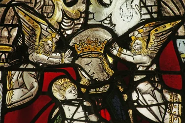 Window depicting Virgin and Child with attendant Angels